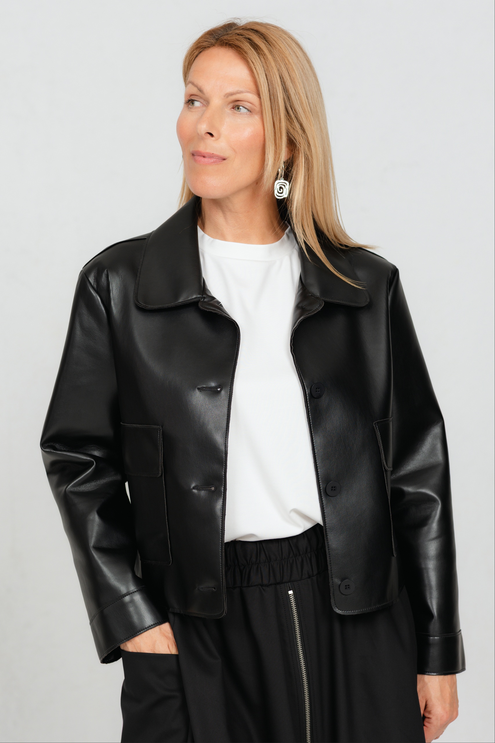 Kunstnahast jakk Tsuma