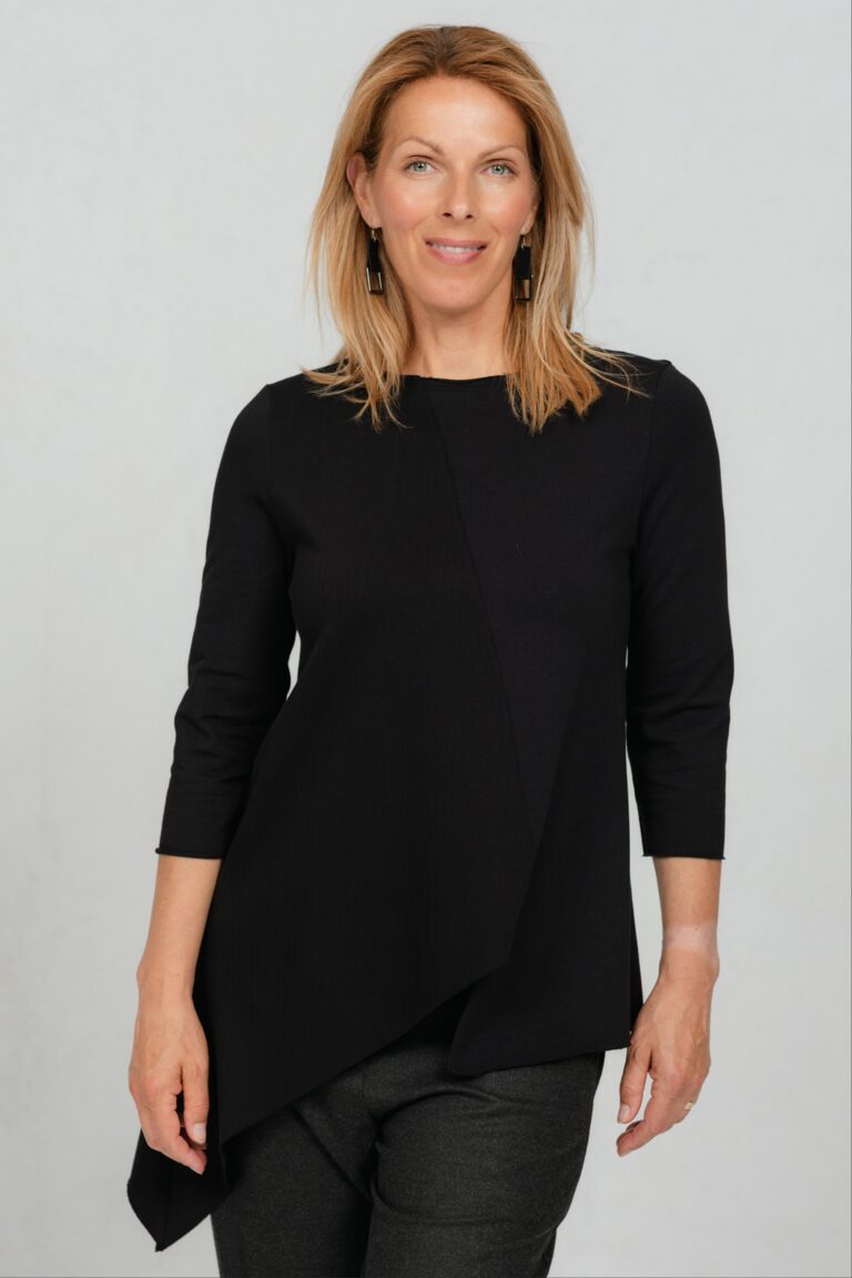 Must kalasabamustriga pluus Kiru