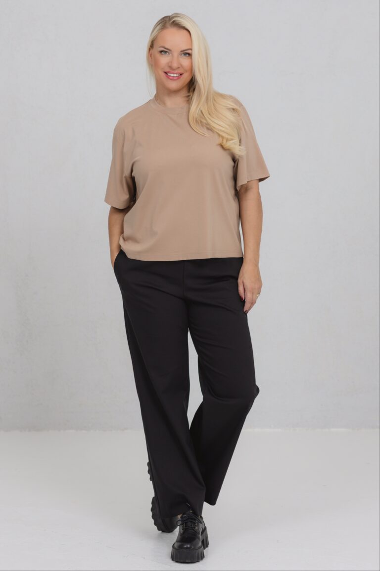 Lihtne beez T-särk Mikata