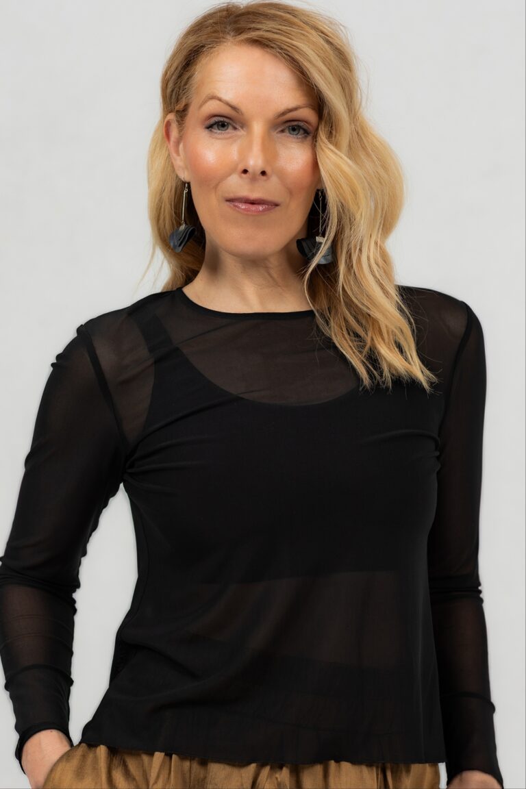 Tüllist pluus Emi, must