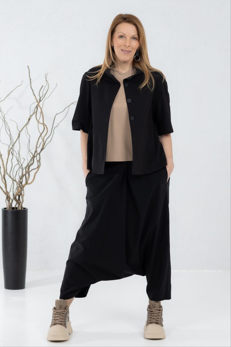 Must avar jakk Yotaka + baggy püksid Marui