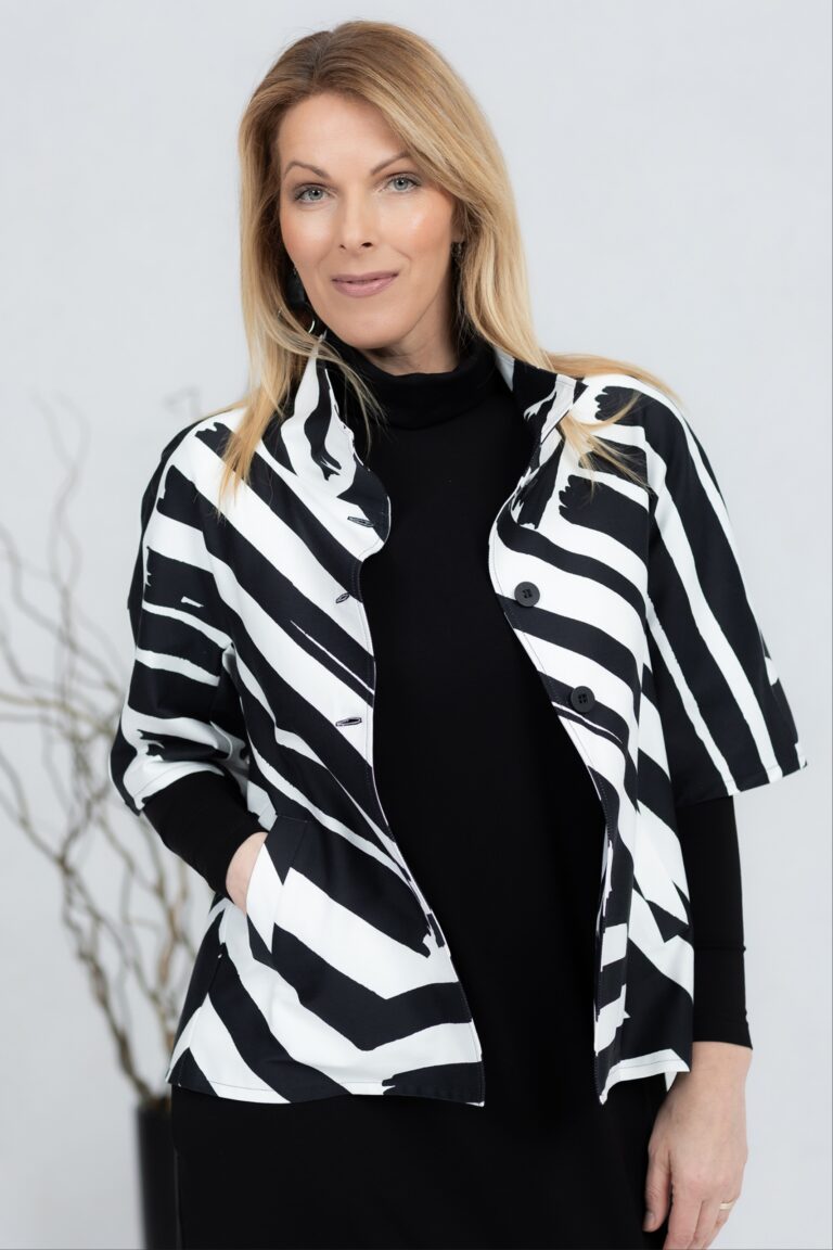 Must-valge avar jakk Yotaka