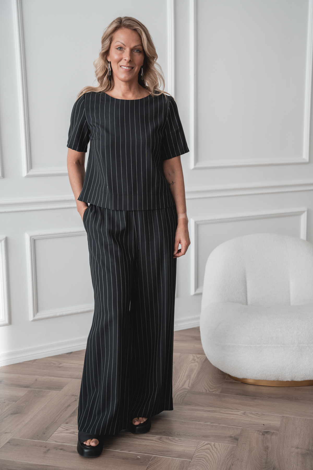 Triibuline viskoospluus Duna + Viskoosist triibulised laiad püksid Miyu