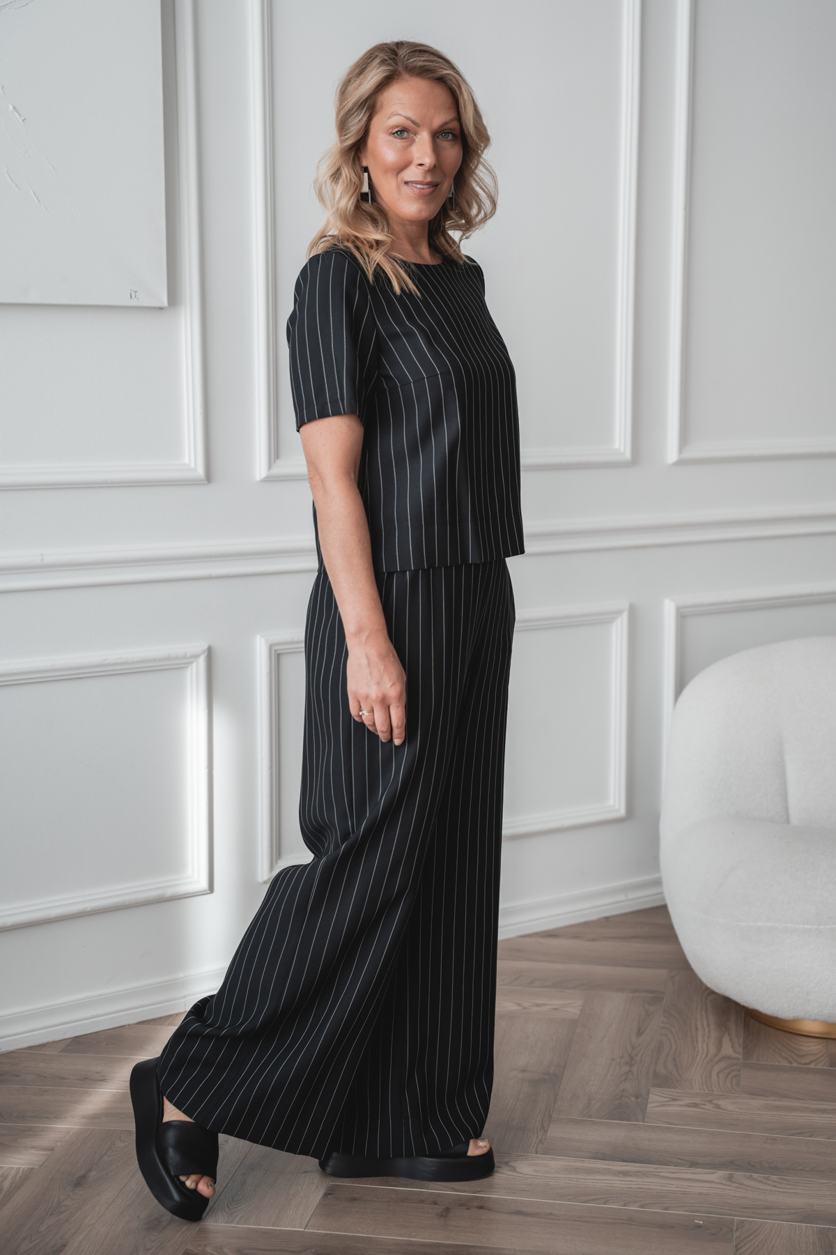 Triibuline viskoospluus Duna + Viskoosist triibulised laiad püksid Miyu